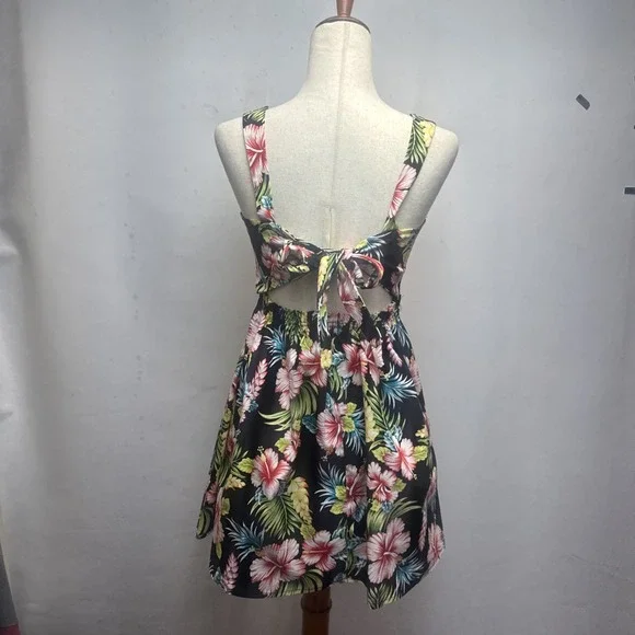 Pure Hype Dress Womens Small Black Floral Sleeveless . Summer Dress. - Picture 2 of 9